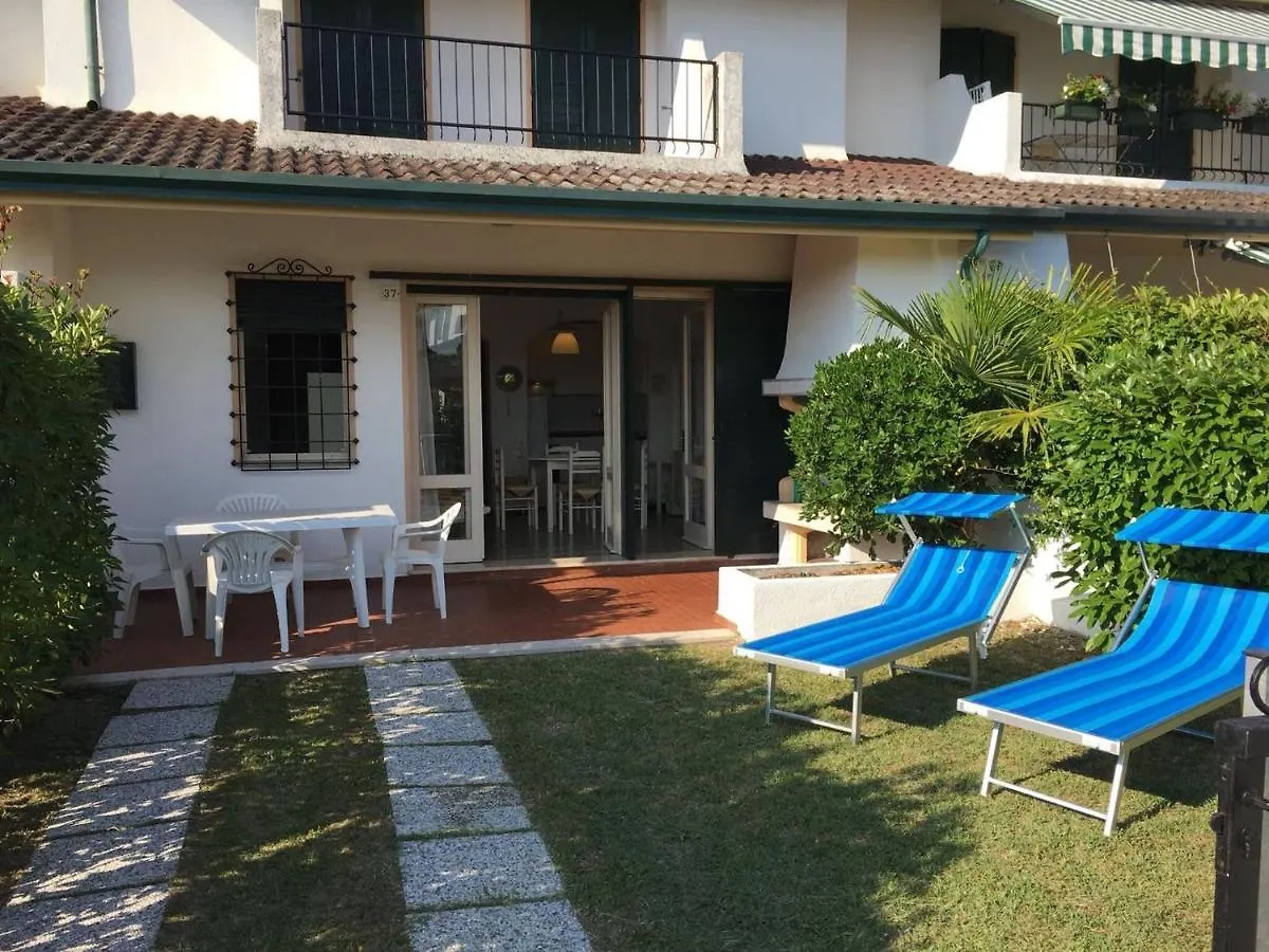 Amazing Villa With Private Garden And Pool 포르토 산타 마게리타 디 카오를레